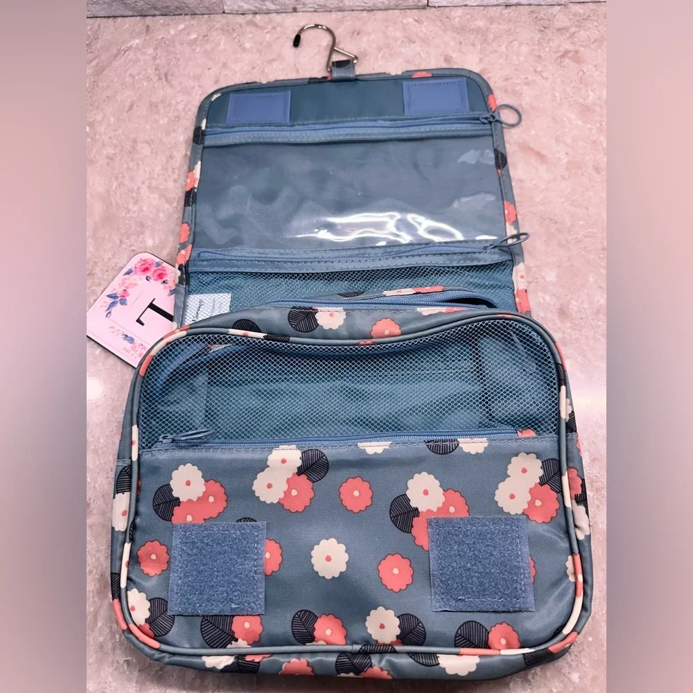 Narwey Toiletry Make-up Bag Hanging Organizer Zippered Compartments Flowers